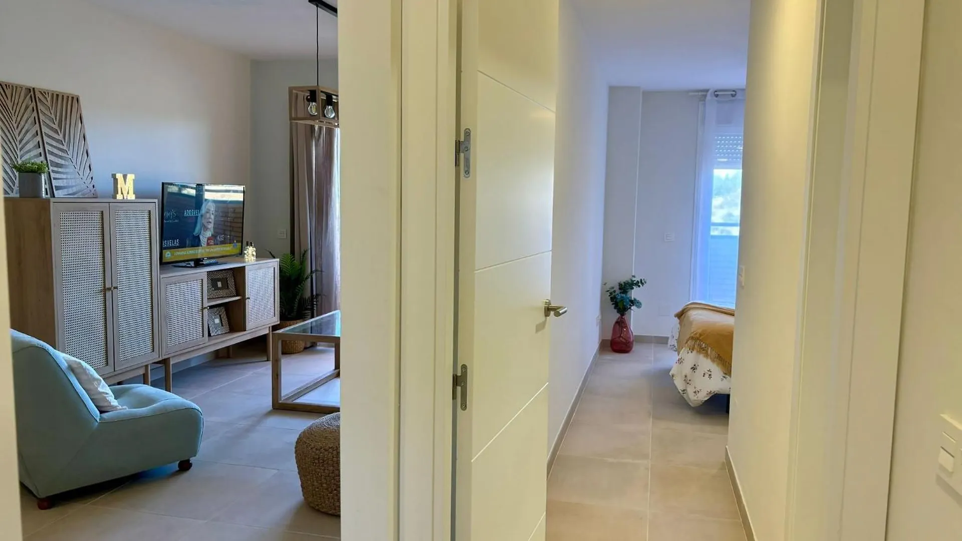 La Perla Del Faro Apartment