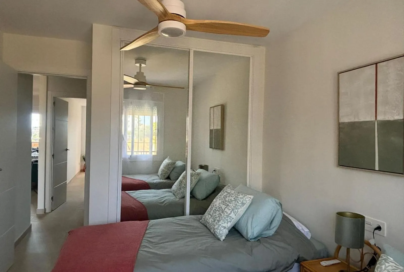 La Perla Del Faro Apartment