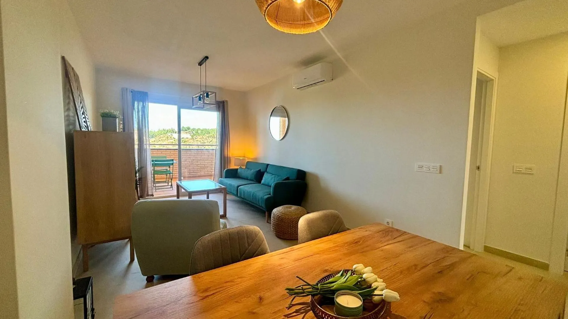 La Perla Del Faro Apartment