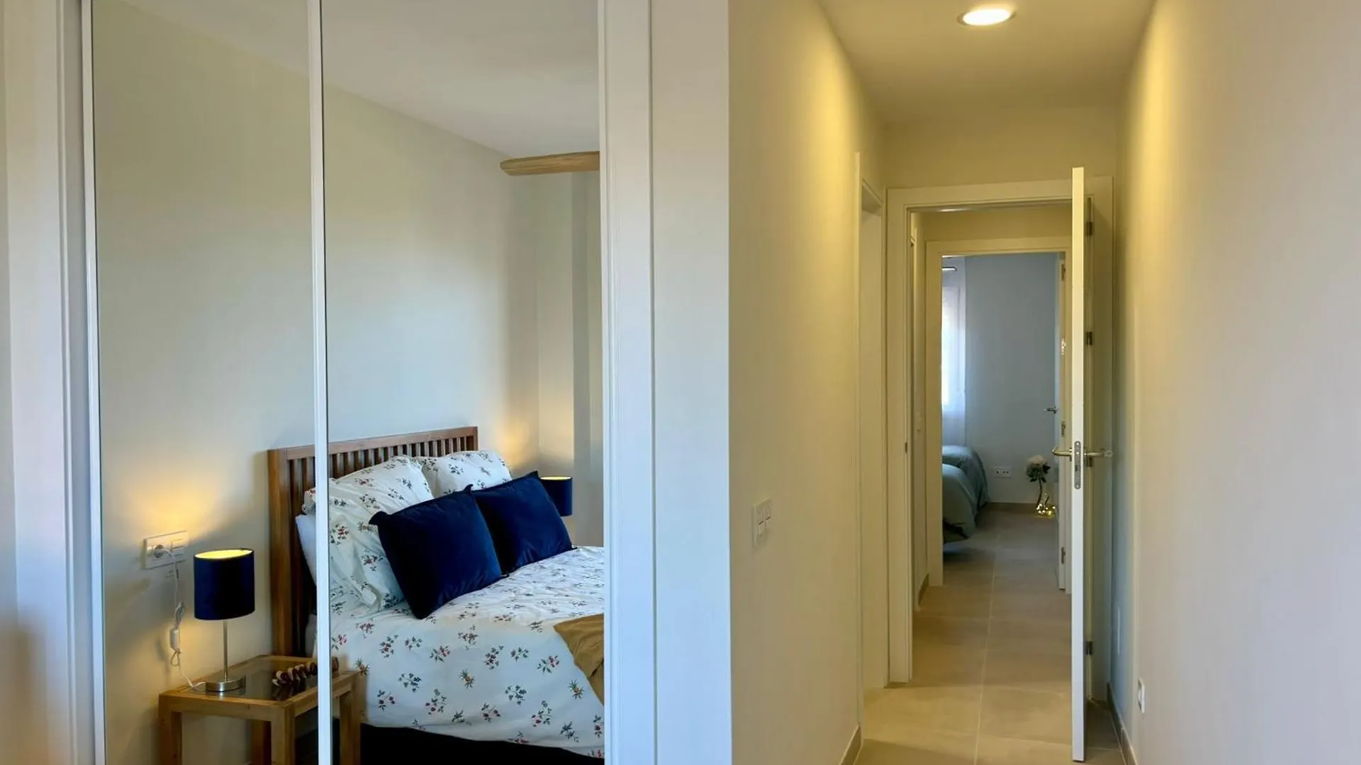 La Perla Del Faro Apartment